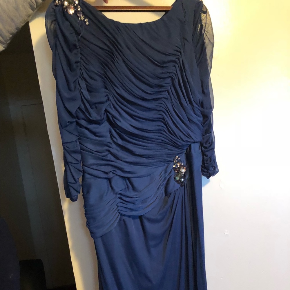 Adrianna Papell E V E N I N G Dress EST. 2014